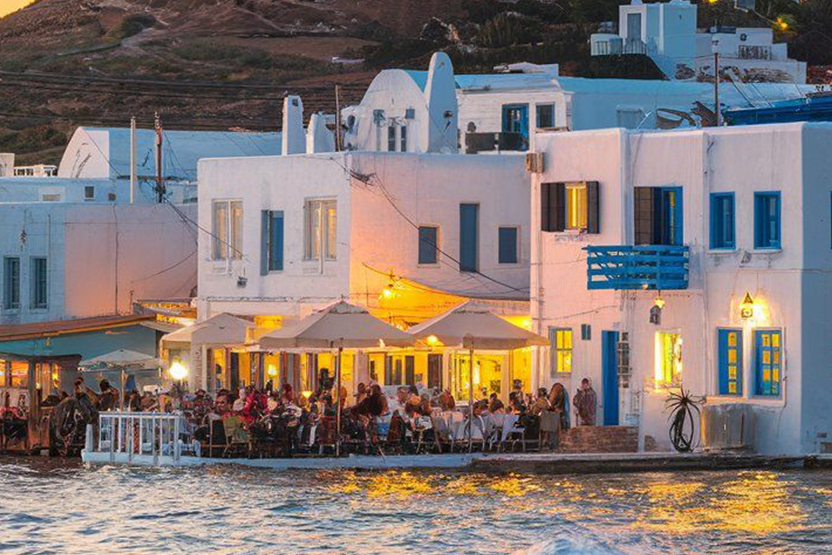 Ku�adas� Hareketli Ege&Akdeniz